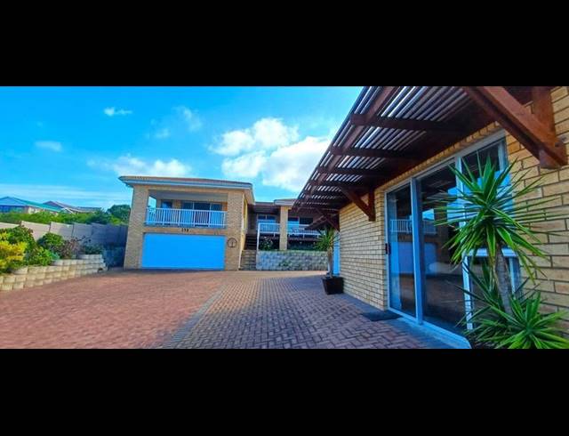 6 BEDROOM HOUSE FOR SALE IN DANA BAY